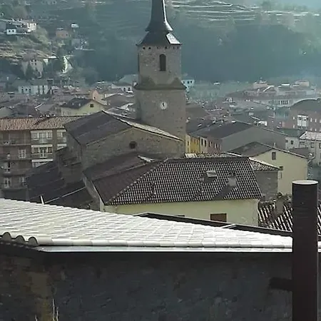 Pis Amb Encant A Campdevànol,al Centre Del Poble.